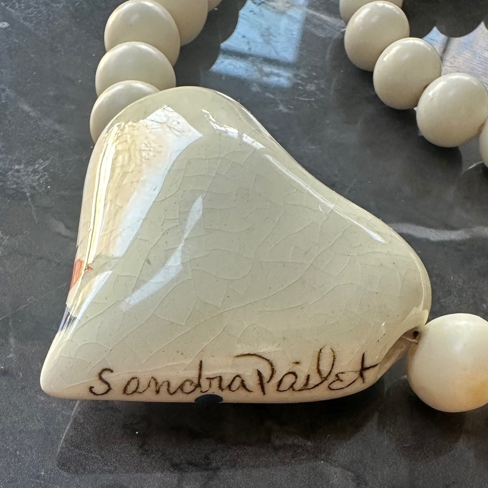 Sandra Pailet Handmade Creamy WhitePuffy Heart Pendant Necklace and Bracelet Set - Picture 5 of 11